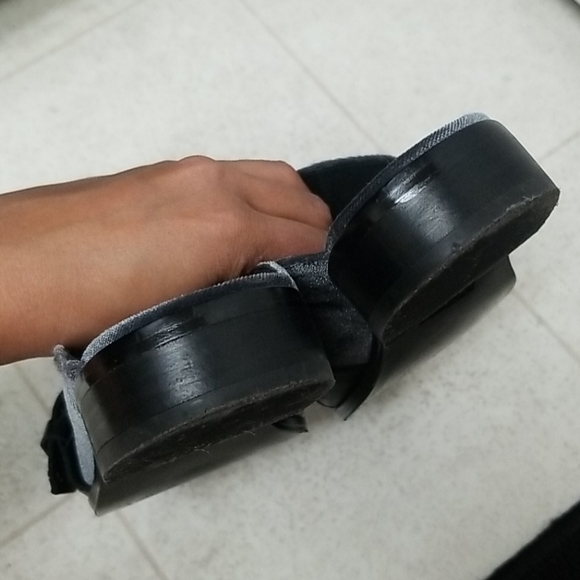 Exquisite Velvet Mule Slides Shelly's of London - Picture 5 of 9